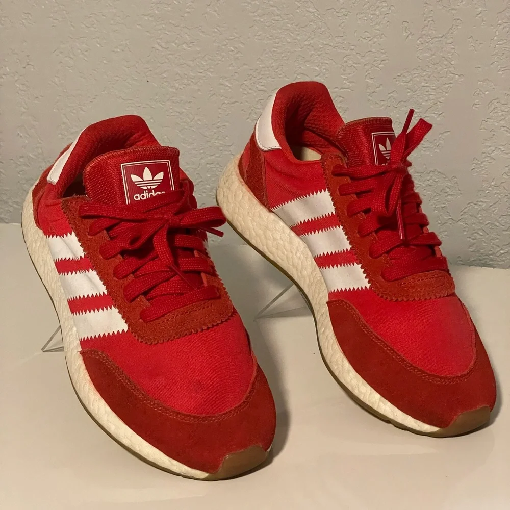 Adidas Red and White Iniki Runners Size 8 - Picture 2 of 7